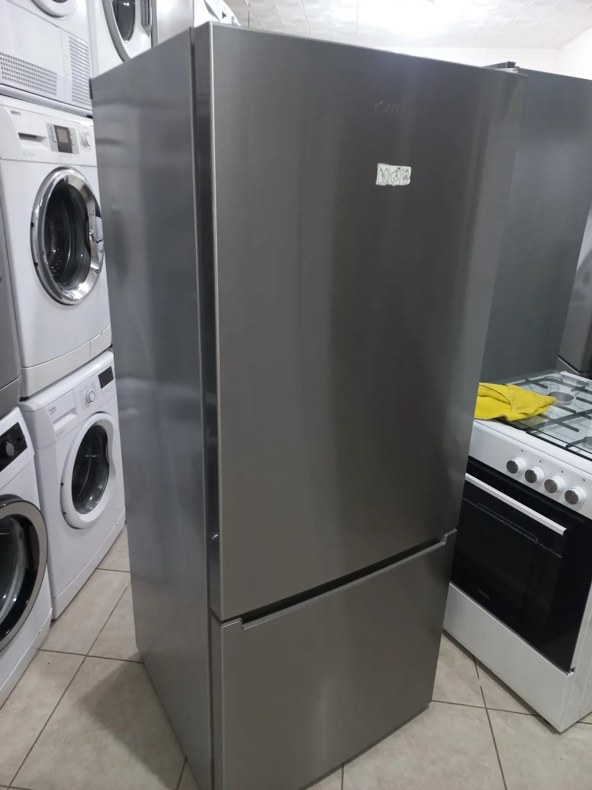 Arçelik A+ 70x178  inox alttan donduruculu no frost